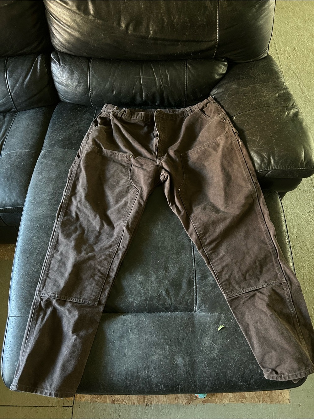 Men's Carhartt Brown Work Pants - Durable Utility Trousers